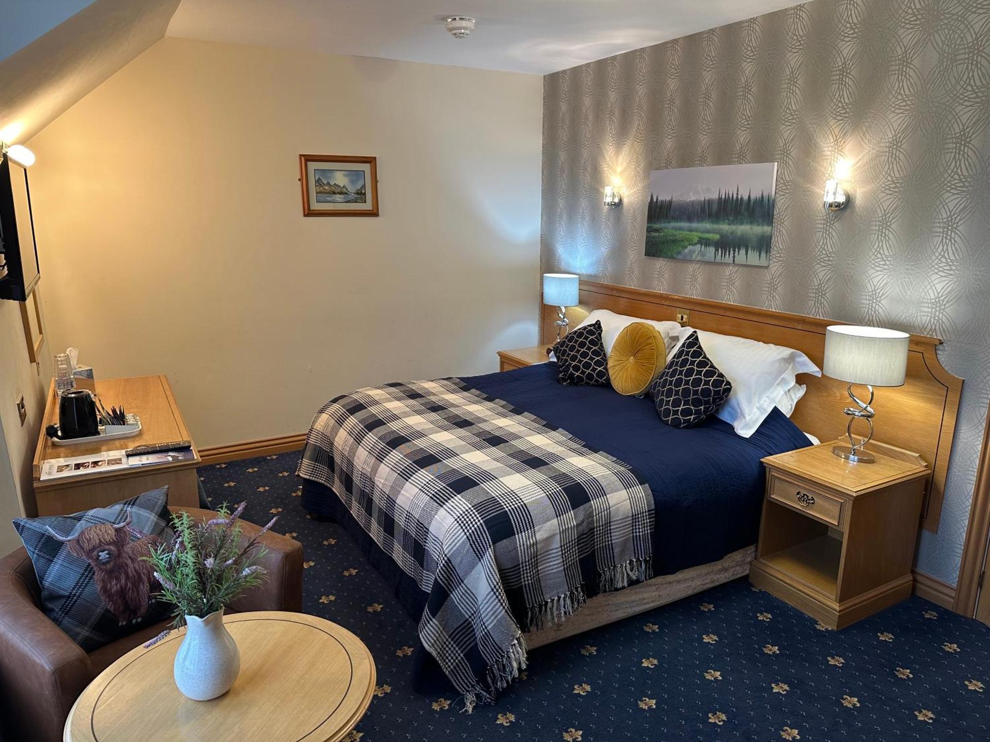 The Glen Hotel Newtonmore Esterno foto
