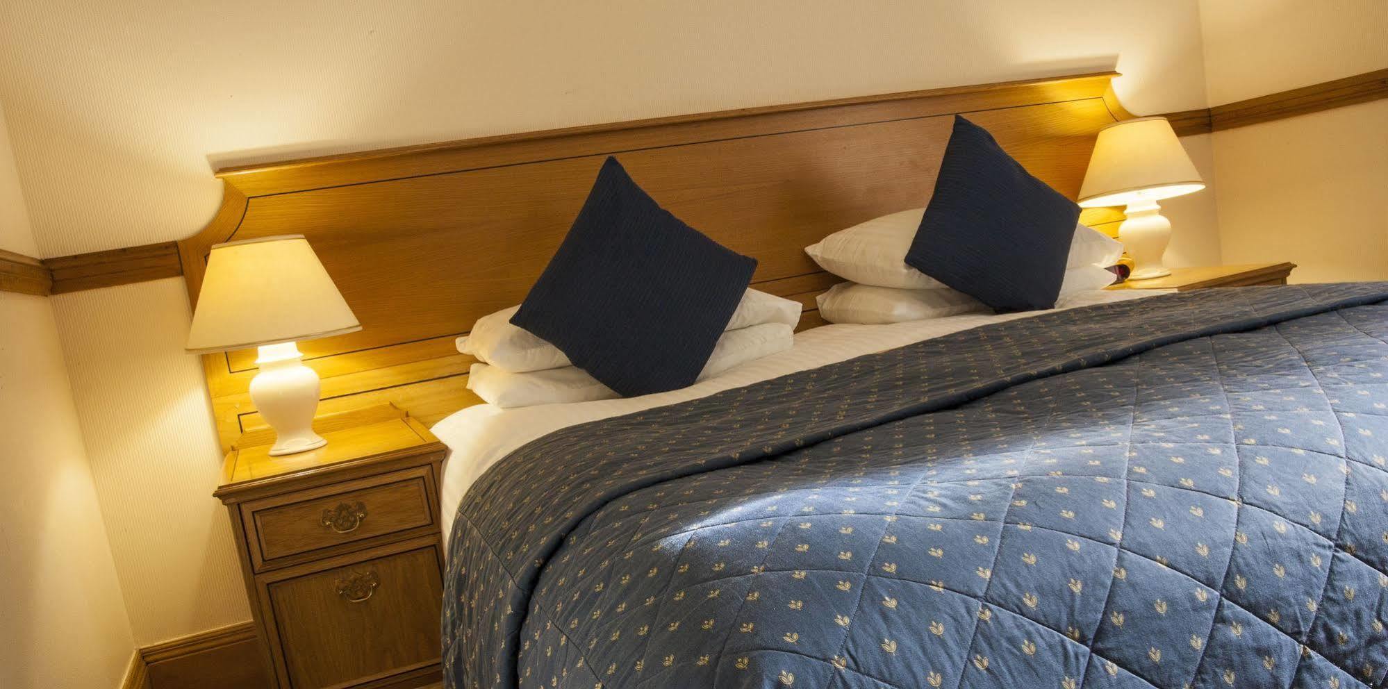The Glen Hotel Newtonmore Esterno foto